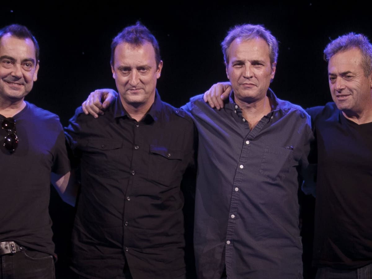 Hombres G regresa con 'Gilip*llas': humor, crítica social y mucho rock